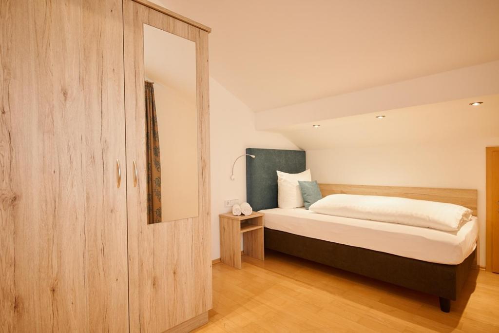 Hotel Seeblick & Ferienwohnung 바트엔도르프 외부 사진