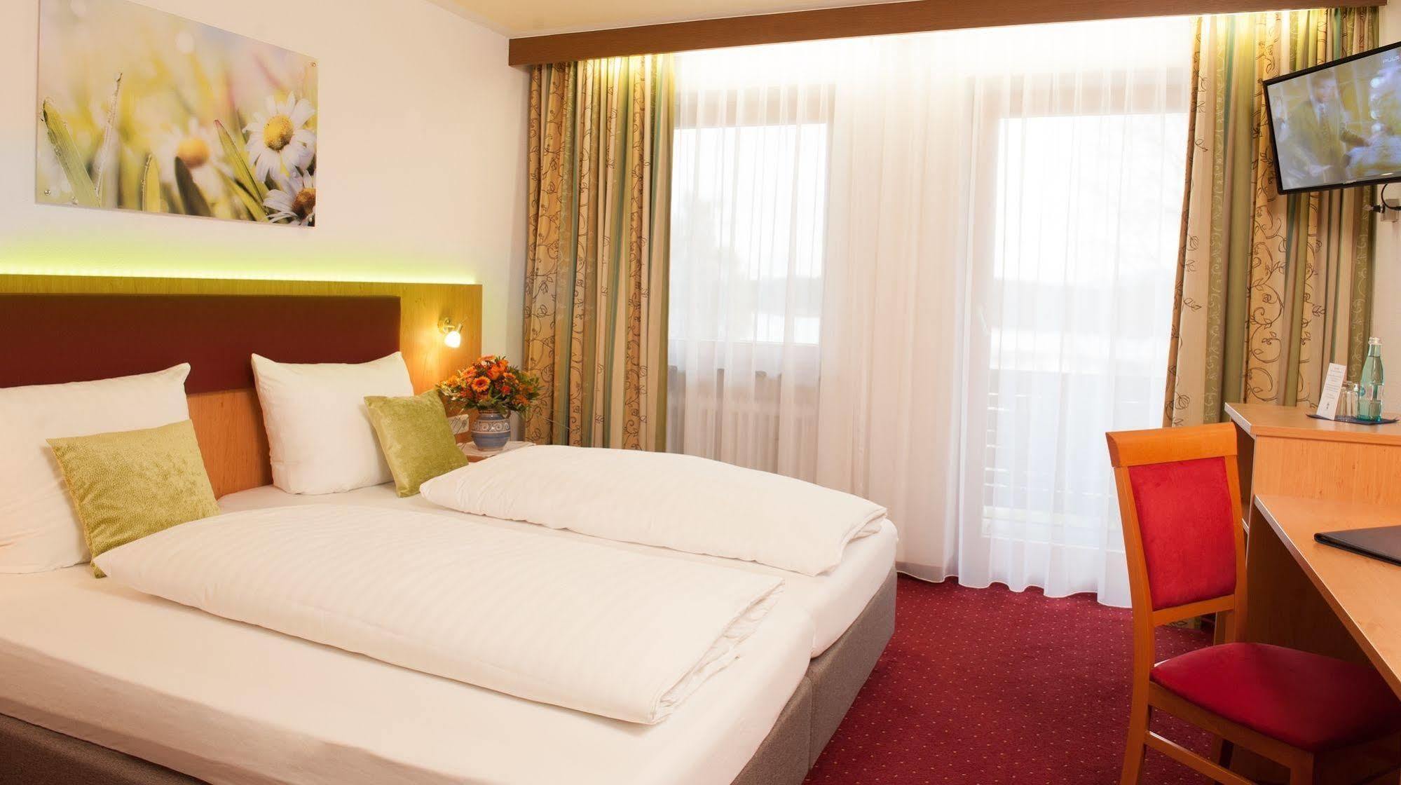 Hotel Seeblick & Ferienwohnung 바트엔도르프 외부 사진